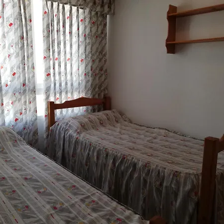 Olas Solo Familias Serviplaya Apartmán *