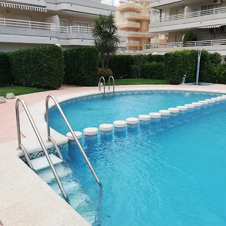 Olas Solo Familias Serviplaya Apartment